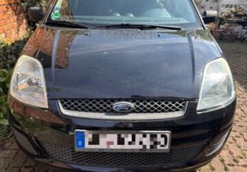 Ford Fiesta 131.121 km 2.650 &euro; Uehrde 38170