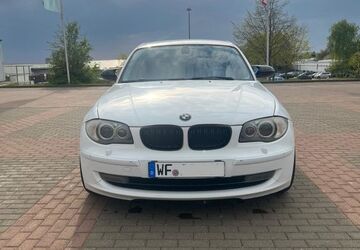 BMW 118 303.000 km 2.799 &euro; Wolfenbüttel 38304