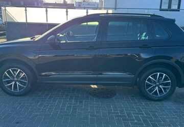 VW Tiguan 237.039 km 16.999 &euro; Salzgitter-Lebenstedt 38226