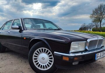 Jaguar Daimler 93.000 km 18.990 &euro; Rötgesbüttel 38531