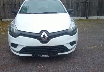 Renault Clio 205.000 km 5.600 &euro; Rötgesbüttel 38531