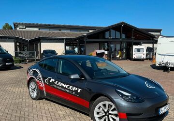 Tesla Model 3 34.000 km 32.490 &euro; Lagesbüttel (Braunschweig) 38179