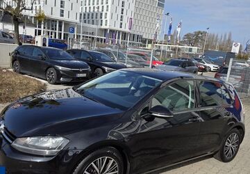 VW Golf 111.596 km 12.389 &euro; Braunschweig 38106