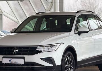 VW Tiguan 98.327 km 25.490 &euro; Salzgitter 38228