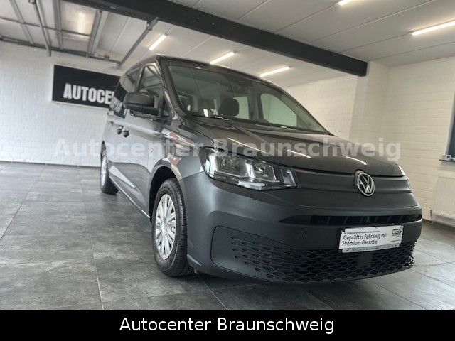 VW Caddy 149.000 km 16.990 &euro; Braunschweig 38112