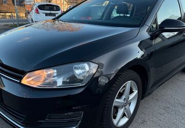 VW Golf 140.000 km 11.990 &euro; Lehre 38165