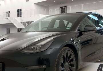 Tesla Model 3 113.950 km 28.750 &euro; Schöningen 38364