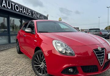 Alfa Romeo Giulietta 104.000 km 9.190 &euro; Peine 31228