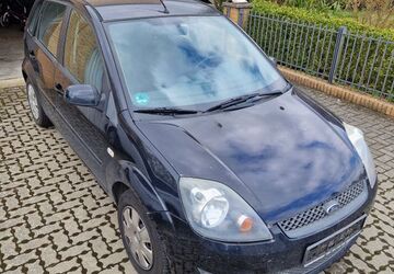Ford Fiesta 137.580 km 1.500 &euro; Veltheim/ohe 38173