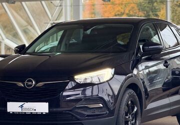 Opel Grandland (X) 94.321 km 13.770 &euro; Salzgitter 38228