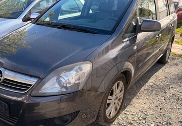 Opel Zafira 248.000 km 2.550 &euro; Adersheim 38304