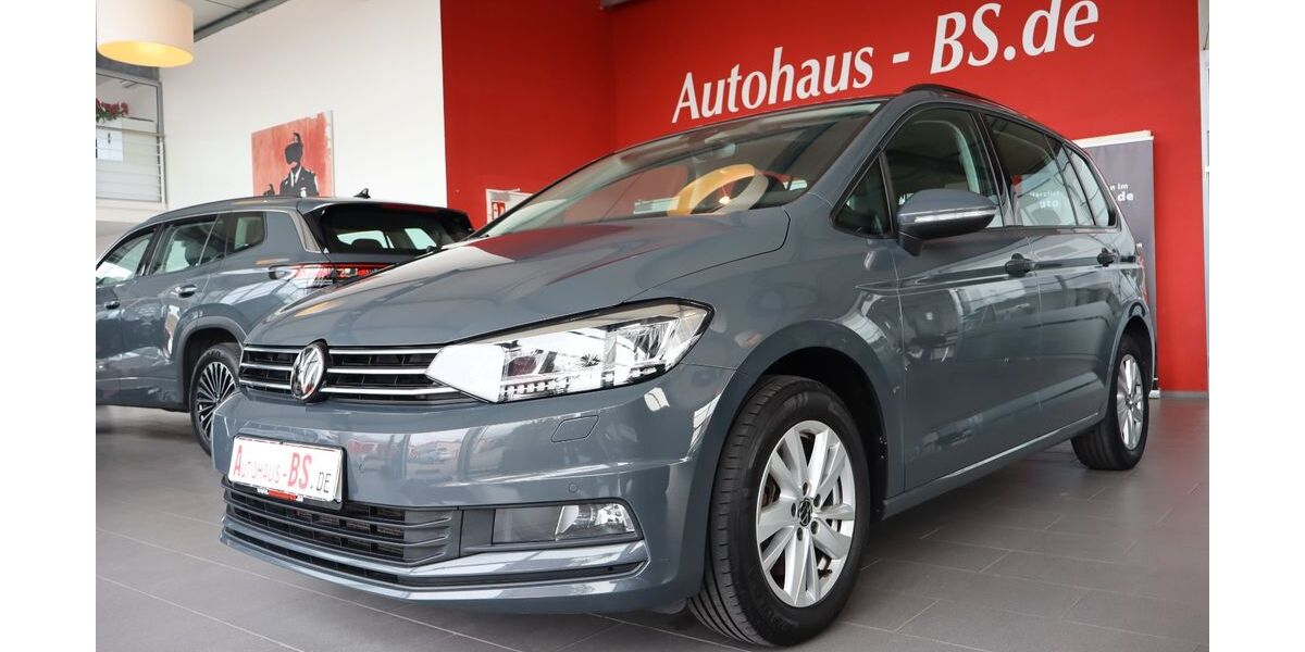 VW Touran 119.591 km 23.394 &euro; Braunschweig 38116