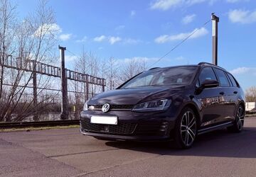 VW Golf 124.040 km 14.000 &euro; Braunschweig 38122