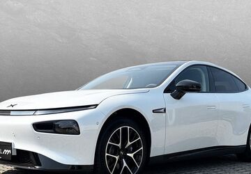 XPeng P7 3.311 km 36.490 &euro; Wolfenbüttel 38304