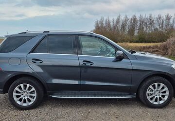Mercedes-Benz ML 350 240.000 km 19.999 &euro; Peine 31228