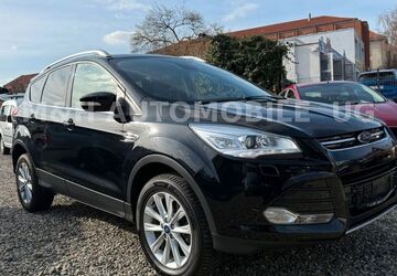 Ford Kuga 138.000 km 10.999 &euro; Braunschweig 38118