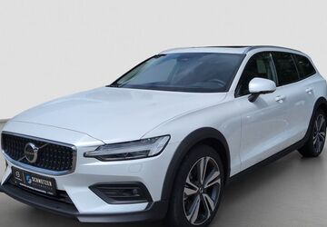 Volvo V60 Cross Country 15.275 km 47.990 &euro; Braunschweig 38114