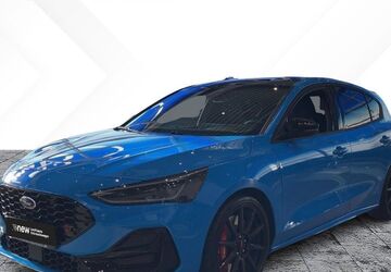 Ford Focus 1.942 km 41.610 &euro; Goslar 38644