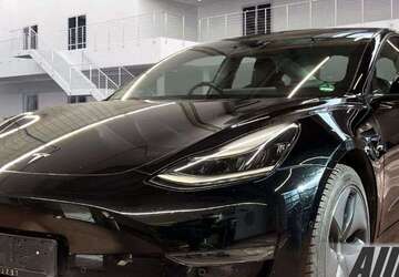 Tesla Model 3 94.350 km 22.850 &euro; Schöningen 38364