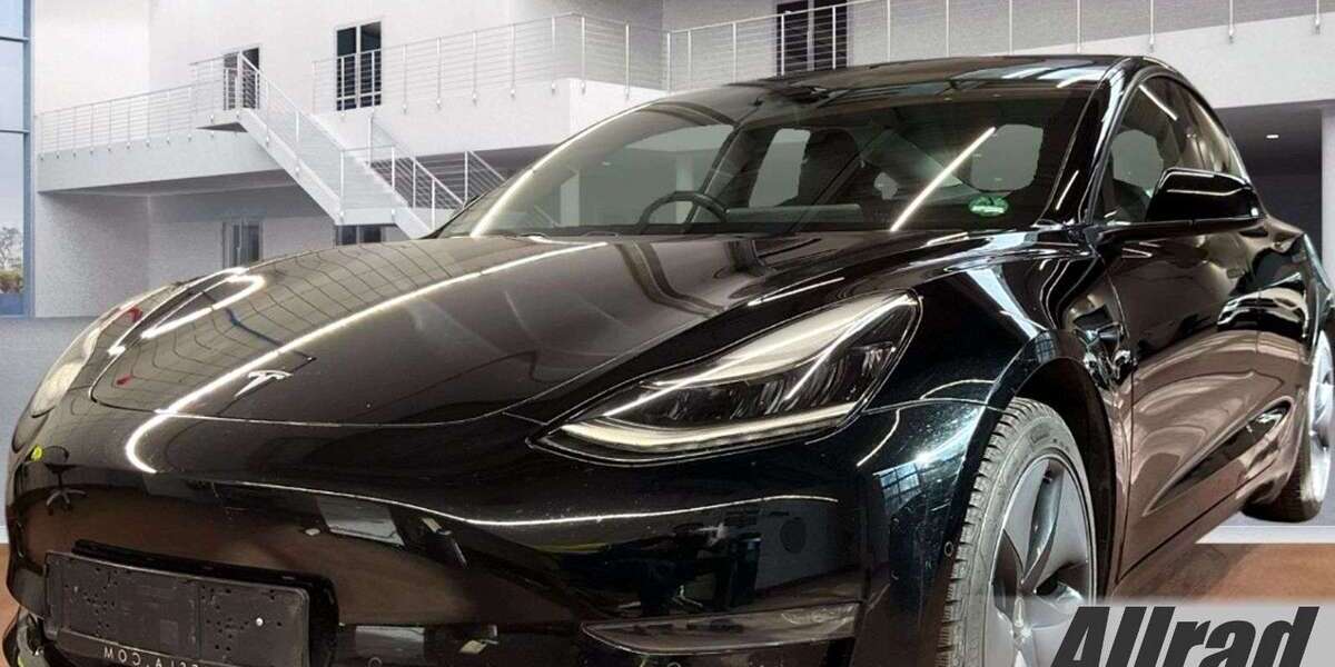 Tesla Model 3 94.350 km 22.850 &euro; Schöningen 38364