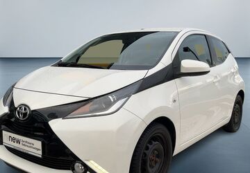 Toyota Aygo (X) 71.557 km 9.350 &euro; Wolfenbüttel 38304