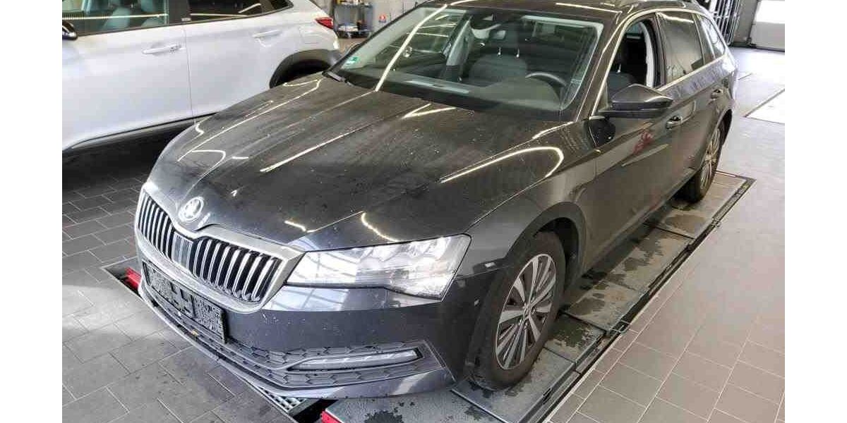 Skoda Superb 141.982 km 19.450 &euro; Goslar 38642