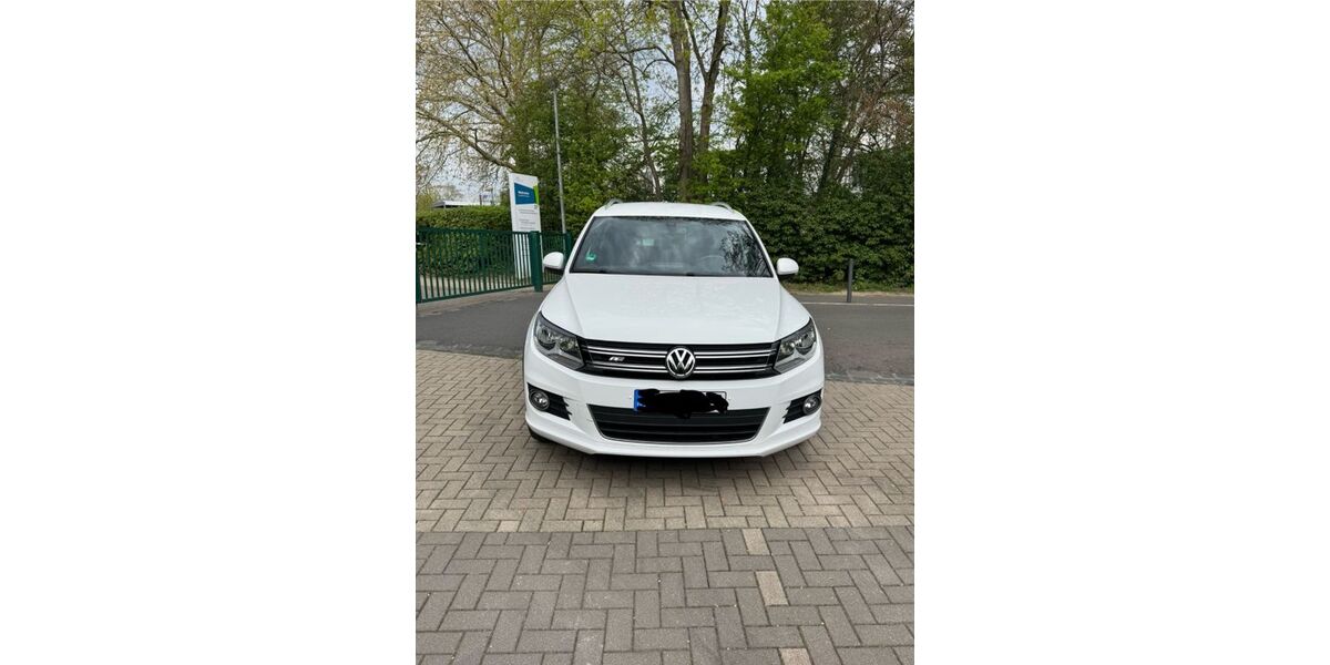 VW Tiguan 212.000 km 11.099 &euro; Braunschweig 38126