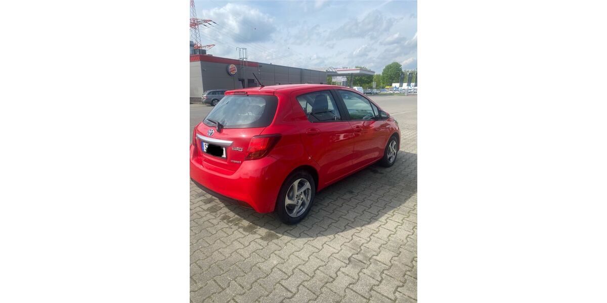 Toyota Yaris 70.000 km 11.500 &euro; Cremlingen 38162