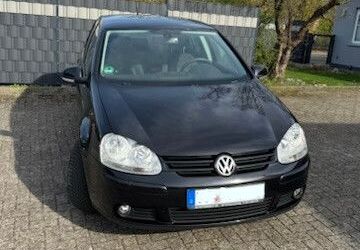 VW Golf 148.000 km 1.999 &euro; Vordorf 38533