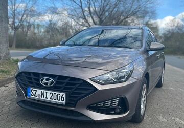 Hyundai i30 158.000 km 9.800 &euro; Salzgitter 38228