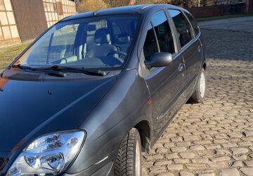 Renault Scenic 131.713 km 1.500 &euro; Cremlingen 38162