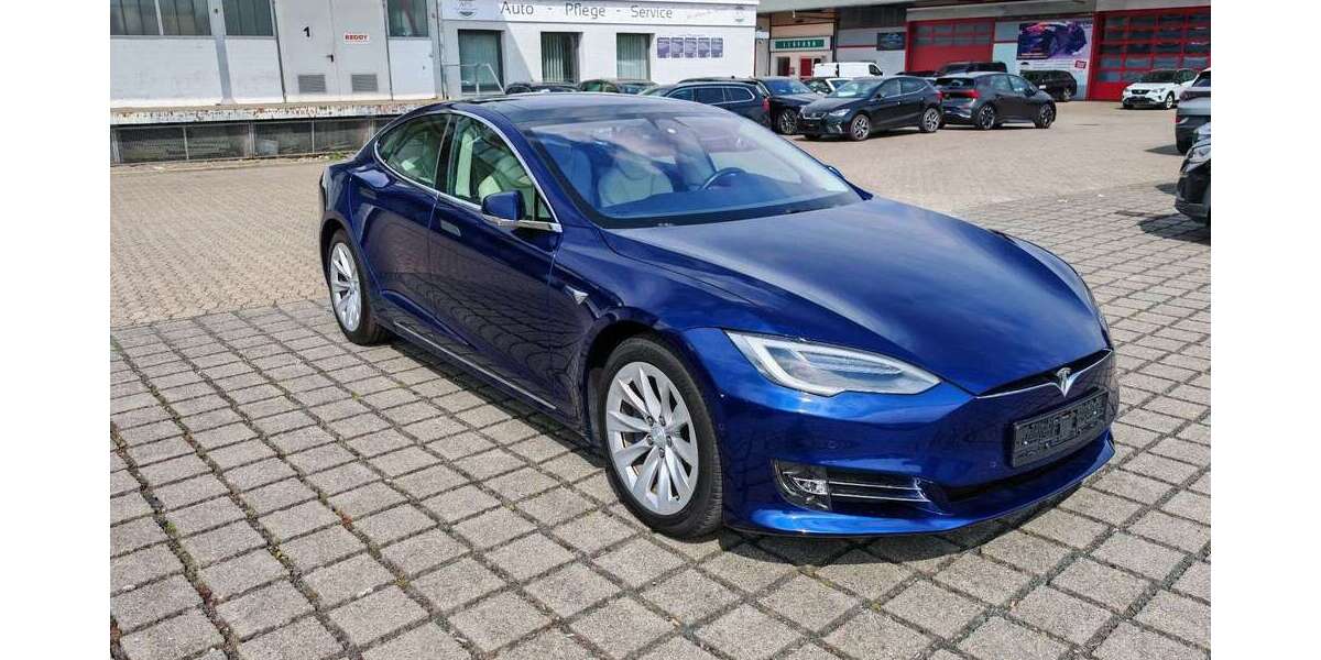 Tesla Model S 71.062 km 31.970 &euro; Braunschweig 38112