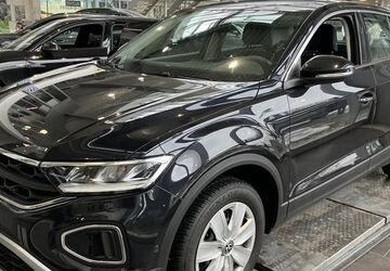 VW T-Roc 100.172 km 16.990 &euro; Braunschweig 38122