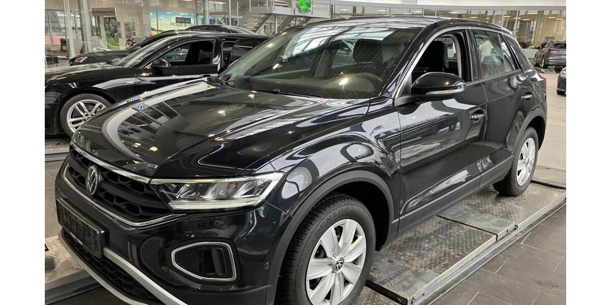 VW T-Roc 100.172 km 16.990 &euro; Braunschweig 38122