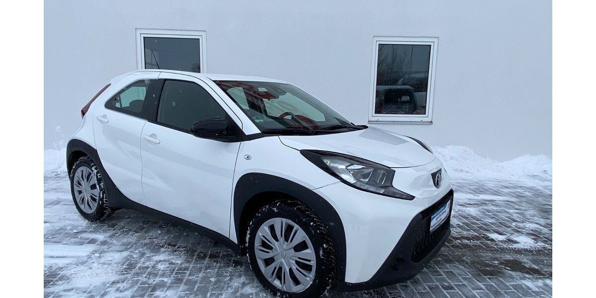 Toyota Aygo (X) 21.000 km 11.950 &euro; Goslar 38644