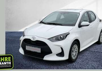 Toyota Yaris 64.600 km 11.990 &euro; Goslar 38644