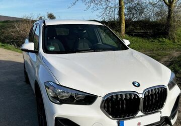 BMW X1 43.000 km 23.400 &euro; Braunschweig 38116