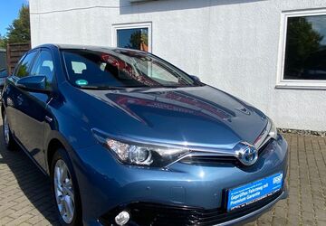 Toyota Auris 125.000 km 12.990 &euro; Goslar 38644