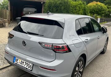 VW Golf 8.000 km 22.750 &euro; Lehre 38165