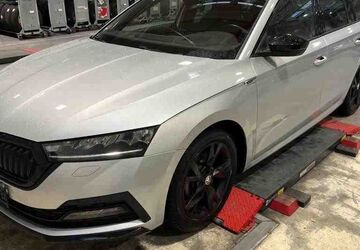 Skoda Octavia 95.000 km 21.990 &euro; Goslar 38640