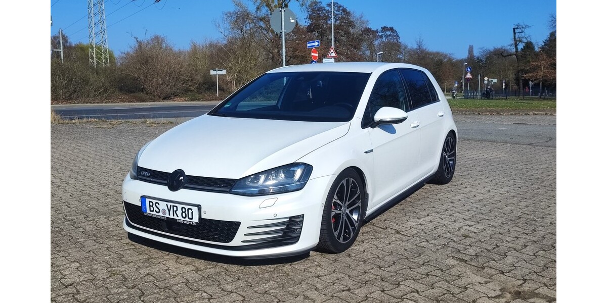 VW Golf 209.000 km 13.500 &euro; Braunschweig 38100