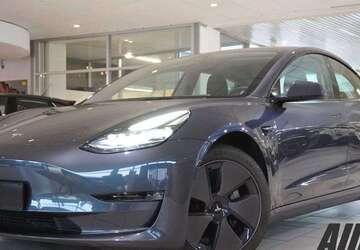 Tesla Model 3 29.650 km 30.800 &euro; Schöningen 38364