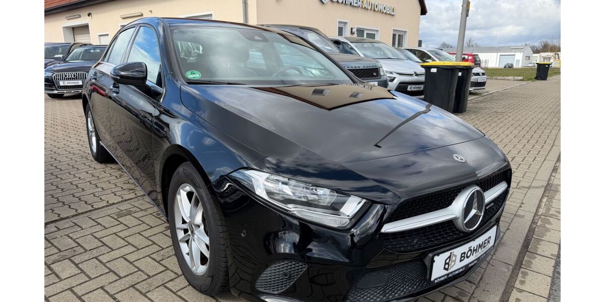 Mercedes-Benz A 180 76.000 km 19.900 &euro; Salzgitter 38229