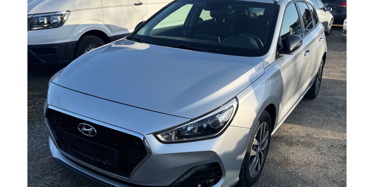 Hyundai i30 114.000 km 11.700 &euro; Rötgesbüttel 38531
