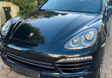 Porsche Cayenne 325.500 km 14.450 &euro; Peine 31226