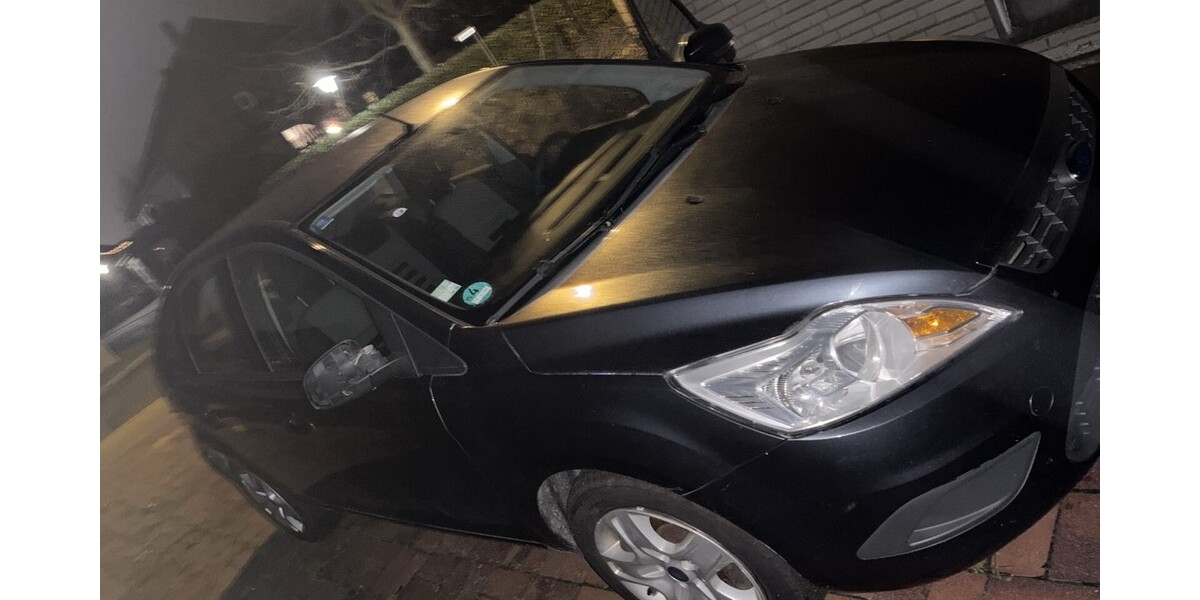 Ford Focus 180.000 km 2.000 &euro; Peine 31224