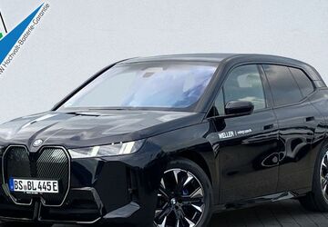 BMW iX 9.601 km 68.990 &euro; Braunschweig 38112