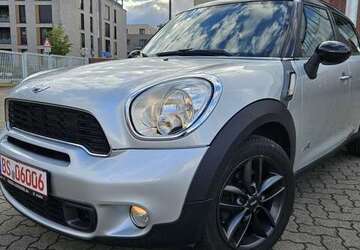 Mini Cooper S Countryman 95.628 km 9.994 &euro; Braunschweig 38106