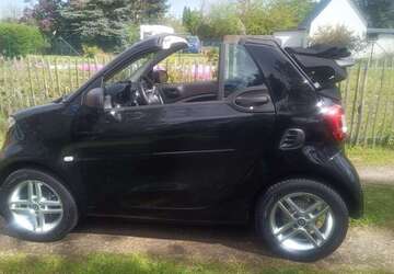 Smart forTwo 22.800 km 12.300 &euro; Schladen 38315
