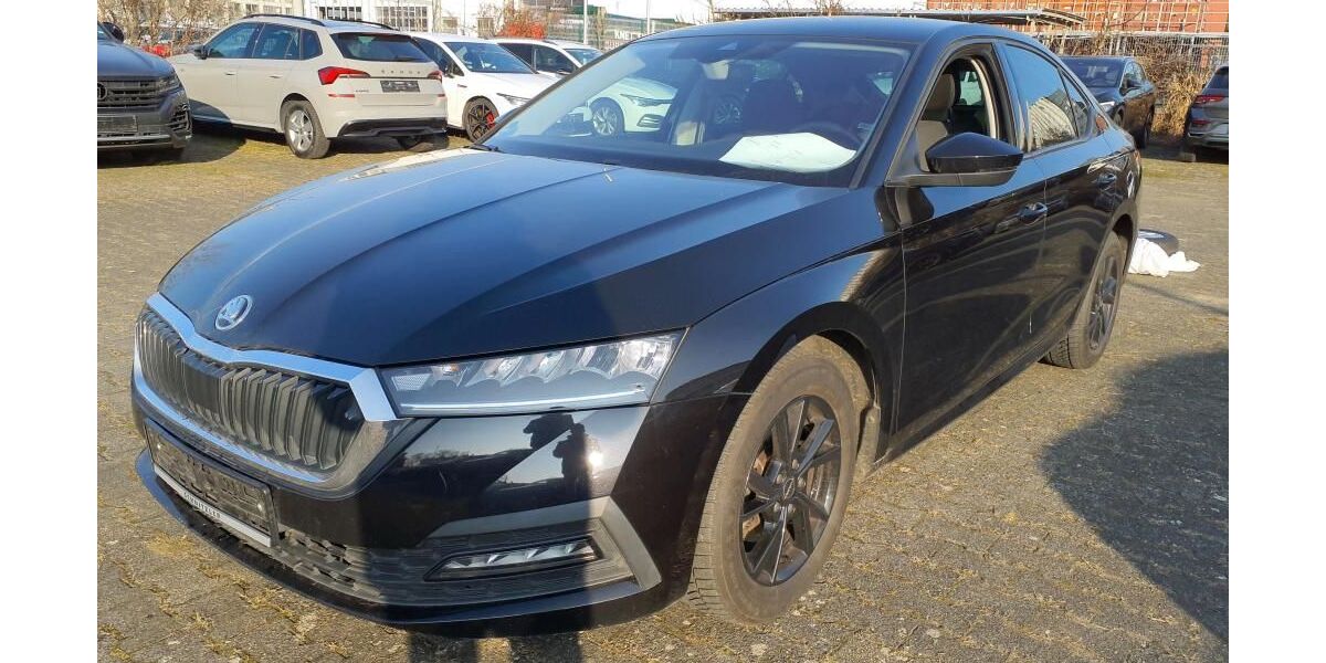 Skoda Octavia 120.554 km 15.990 &euro; Braunschweig 38122